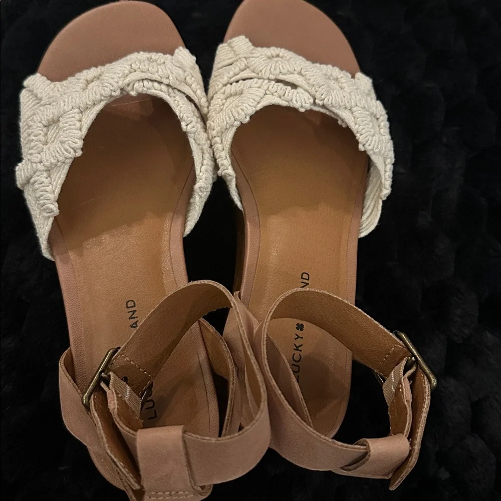Lucky Brand Women's Crochet Cream and Tan Wedge Sandals